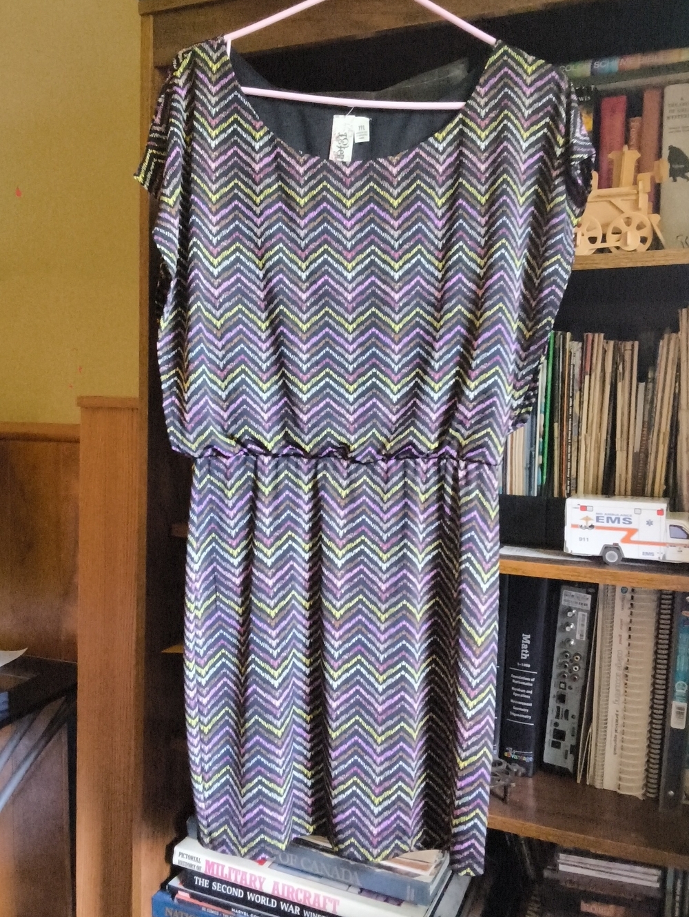 L8teR Chevron Midi Dress